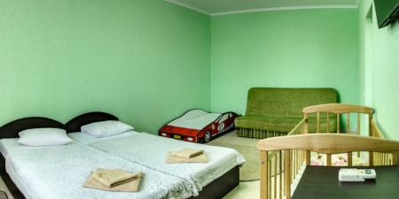 Комната семейная для отдыха с детьми в Заозерном под Евпаторией